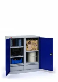 Шкаф инструментальный ИП-2-0.5/2 | Защита-Офис - интернет-магазин сейфов, кресел, металлической и офисной мебели в Казани и Йошкар-Оле