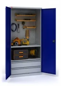 Шкаф инструментальный ИП-1/1 | Защита-Офис - интернет-магазин сейфов, кресел, металлической и офисной мебели в Казани и Йошкар-Оле