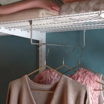 Вешало торцевое GRh-30 оцинк | Защита-Офис - интернет-магазин сейфов, кресел, металлической и офисной мебели в Казани и Йошкар-Оле